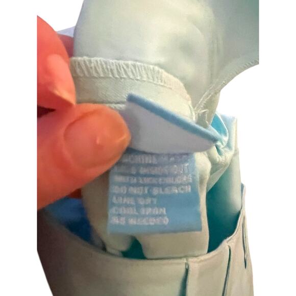 J.McLaughlin Scalloped Hem Mint Green Shorts - Size 6 - Picture 7 of 11